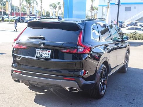 Used 2025 Honda CR-V Sport image 5