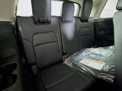 New 2026 Nissan Pathfinder Platinum w/ Cargo Package AWD/4WD image 26