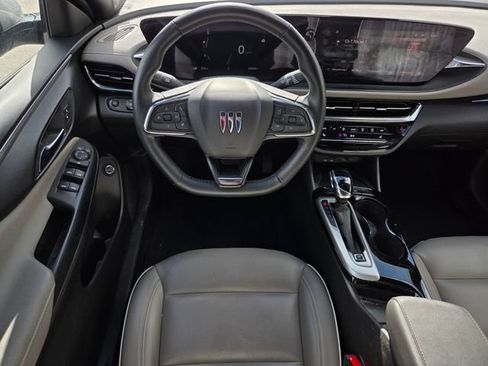 Used 2024 Buick Envista Sport Touring FWD image 11