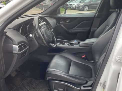 Used 2018 Jaguar F-PACE Premium AWD/4WD image 5