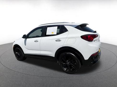 Used 2024 Buick Encore GX Sport Touring AWD/4WD image 8