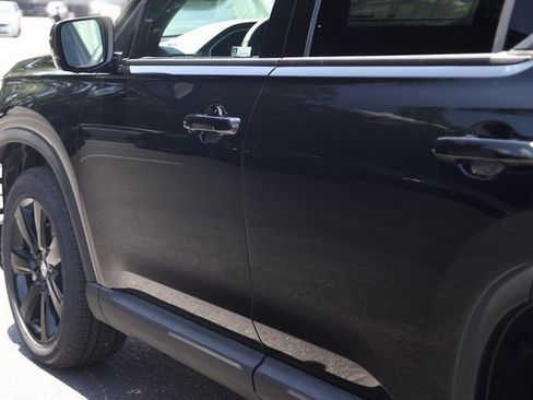 New 2025 Honda Pilot Black Edition image 11