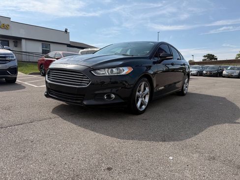 Used 2015 Ford Fusion SE w/ Equipment Group 201A FWD image 52