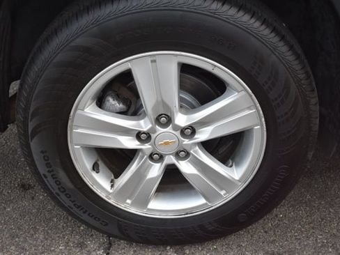Used 2019 Chevrolet Trax LT w/ LT Convenience Package AWD/4WD image 41