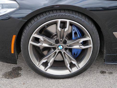Used 2018 BMW M550i xDrive AWD/4WD image 15