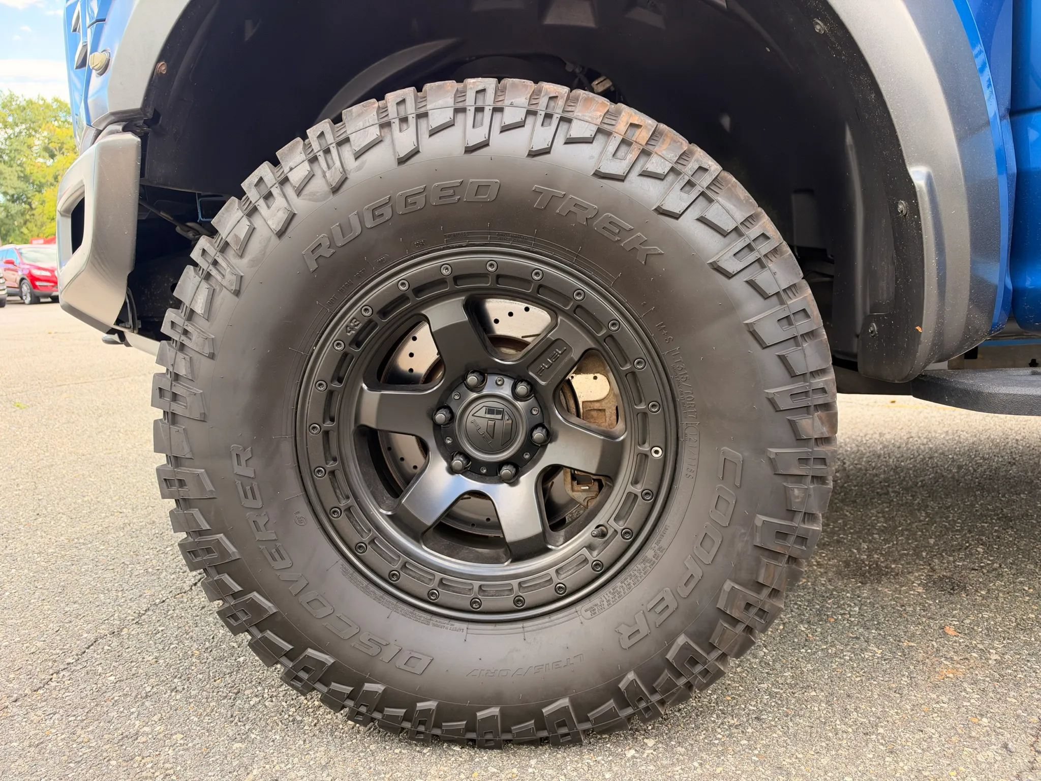 Used 2017 Ford F150 Raptor w/ Equipment Group 802A Luxury AWD/4WD image 28