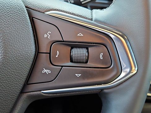 Used 2025 Chevrolet TrailBlazer ACTIV w/ Convenience Package FWD image 24