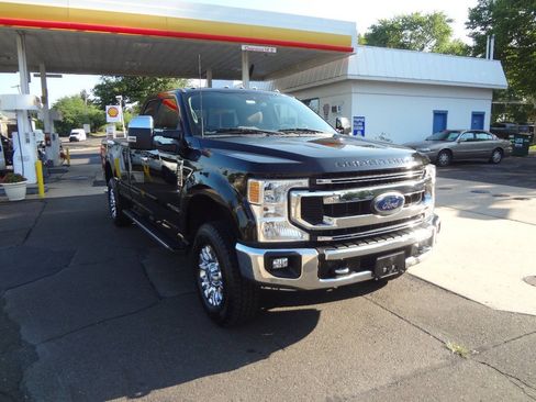 Used 2021 Ford F250 XLT w/ XLT Premium Package AWD/4WD image 6