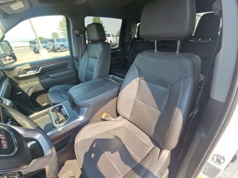 Used 2024 GMC Sierra 2500 SLT w/ SLT Premium Package AWD/4WD image 6