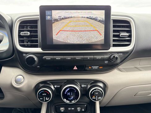 New 2026 Hyundai Venue SEL image 4