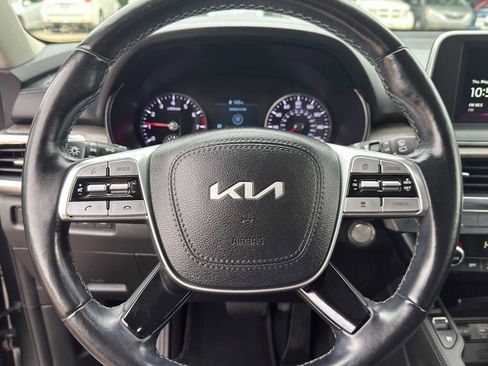 Certified 2022 Kia Telluride EX w/ EX Premium Package AWD/4WD image 16