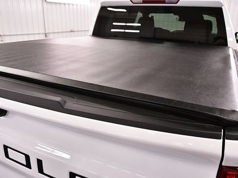 Used 2025 Chevrolet Silverado 1500 Custom w/ Turbomax Blackout Package AWD/4WD image 14
