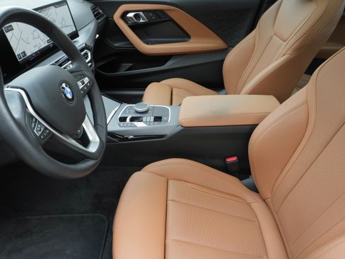 Used 2024 BMW 230i Coupe w/ Premium Package RWD image 6
