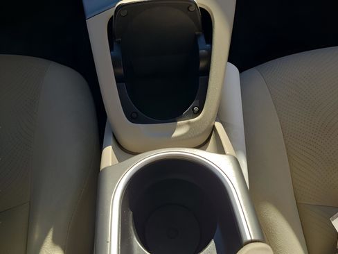 Used 2013 Toyota Prius Three image 15