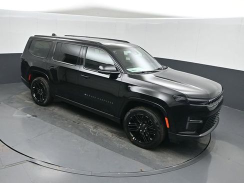 New 2026 Jeep Grand Wagoneer Limited AWD/4WD image 30