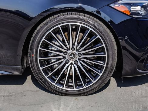 Used 2022 Mercedes-Benz C 300 Sedan image 11