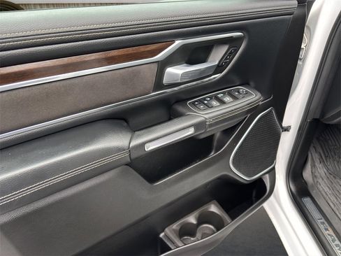 Used 2022 RAM 1500 Laramie image 15