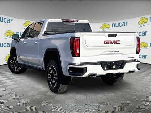 Used 2024 GMC Sierra 1500 AT4 w/ Technology Package image 4