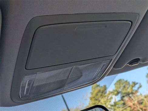 Used 2010 Honda Accord LX-P image 21