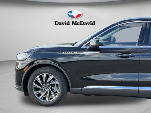 New 2026 Lincoln Aviator 2WD image 33