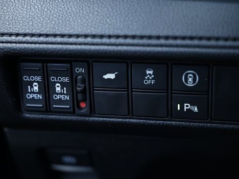 Used 2022 Honda Odyssey Touring image 19