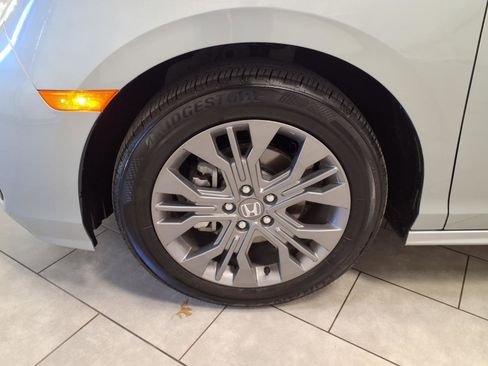 Used 2025 Honda Odyssey Touring image 31