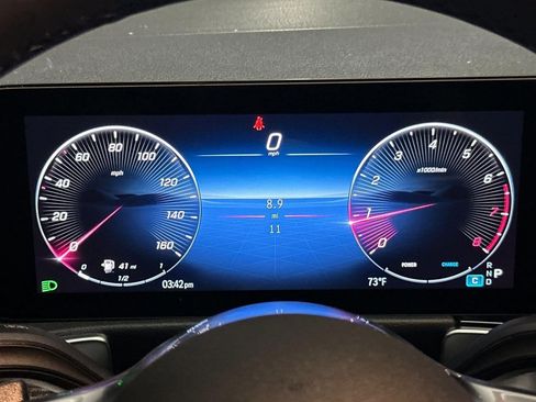 Used 2026 Mercedes-Benz GLB 250 image 19