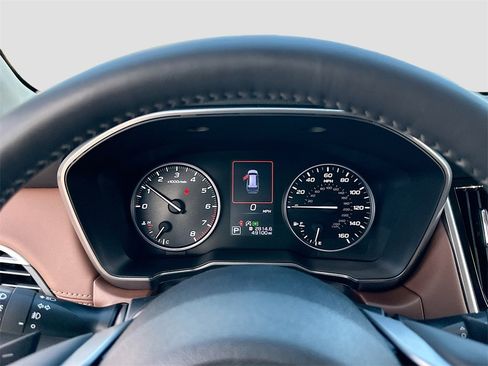 Used 2021 Subaru Outback Touring w/ Popular Package #2 image 12