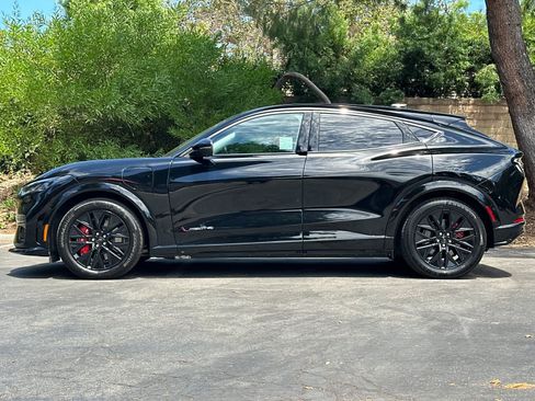 Certified 2025 Ford Mustang Mach-E Premium w/ Sport Appearance Package AWD/4WD image 5