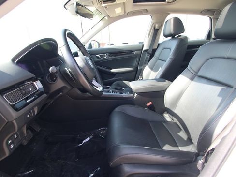 Used 2023 Honda Civic Touring image 6