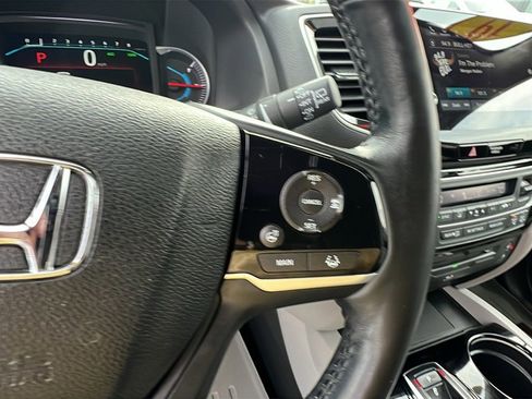 Used 2019 Honda Pilot Elite image 25