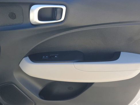 Certified 2023 Hyundai Venue SEL w/ Cargo Package image 38