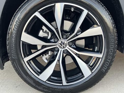 New 2026 Volkswagen Atlas SEL Premium R-Line AWD/4WD image 6
