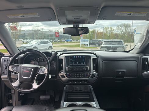 Used 2017 GMC Sierra 1500 SLT w/ SLT Premium Package AWD/4WD image 29