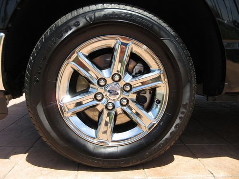 Used 2025 Ford F150 XLT w/ Equipment Group 301A Standard RWD image 8