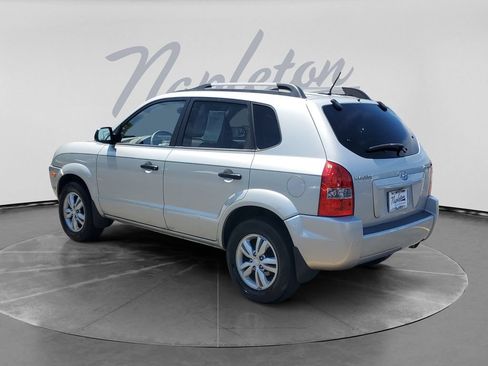 Used 2009 Hyundai Tucson GLS FWD image 6