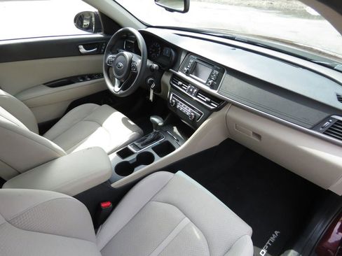 Used 2016 Kia Optima LX w/ LX Convenience Package image 14