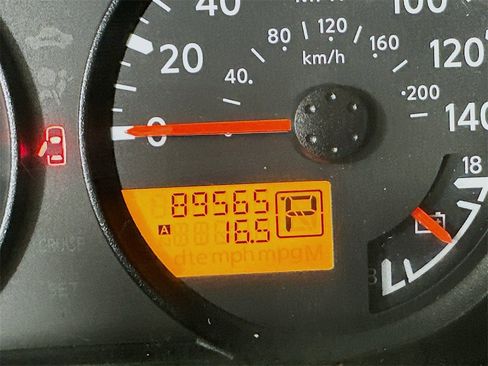 Used 2018 Nissan Frontier SV image 31