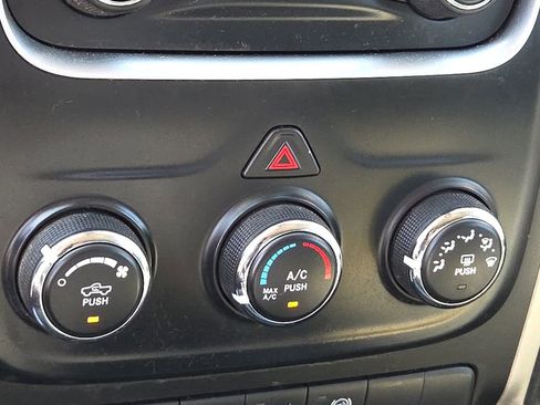 Used 2017 RAM 2500 SLT image 21