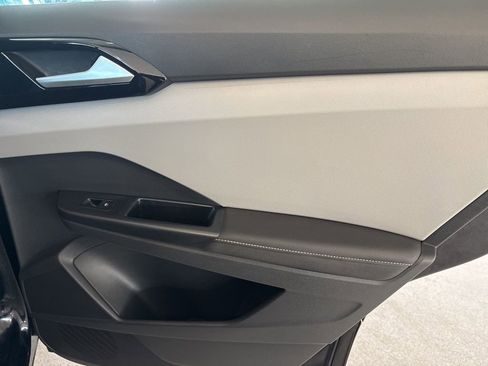 Used 2024 Volkswagen Taos S image 23