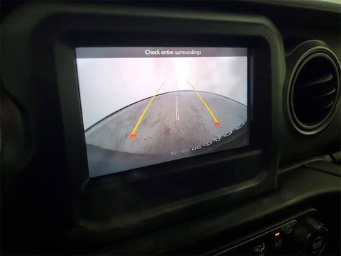 Used 2021 Jeep Wrangler Unlimited Sport image 20