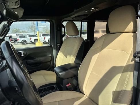 Used 2020 Jeep Wrangler Unlimited Sport image 39