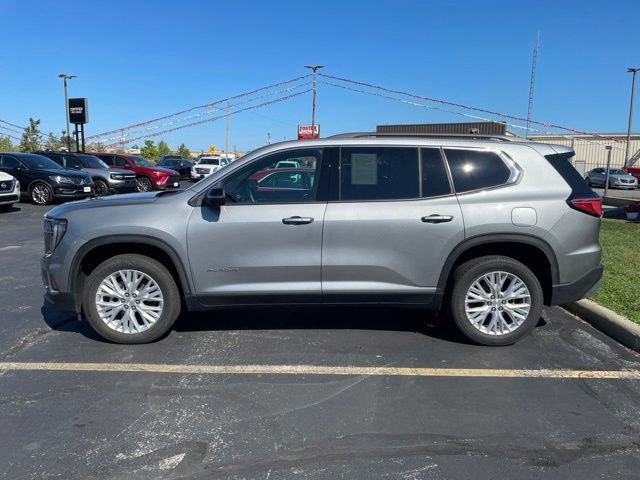 Used 2026 GMC Acadia Elevation w/ Elevation Premium Package FWD image 2