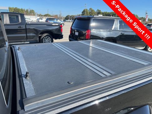 Used 2022 Jeep Gladiator Sport image 12