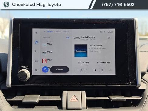 Used 2025 Toyota RAV4 XLE w/ Convenience Package image 16