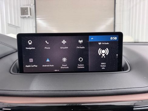 Used 2023 Acura MDX w/ Technology Package FWD image 18