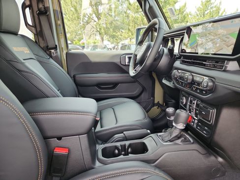 New 2025 Jeep Wrangler Unlimited Rubicon 392 image 19