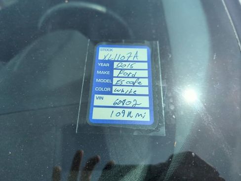 Used 2015 Ford Escape Titanium w/ Equipment Group 301A FWD image 6
