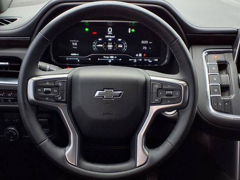 Used 2024 Chevrolet Tahoe Z71 w/ Luxury Package image 21