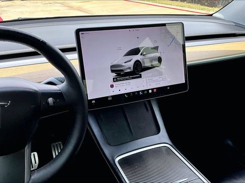 Used 2022 Tesla Model Y Performance AWD/4WD image 8
